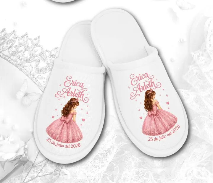 Pantufla XV · blanca con quinceañera de vestido rosa palo
